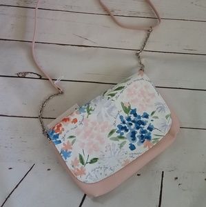 Studio Thirty one clutch